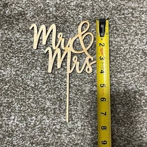 SOLD Mr Mrs Wedding cake topper